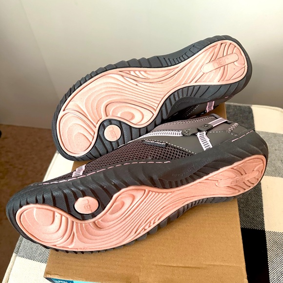 JBU Gray and Pink Athletic Shoes;
Water ready sneakers - Picture 4 of 4